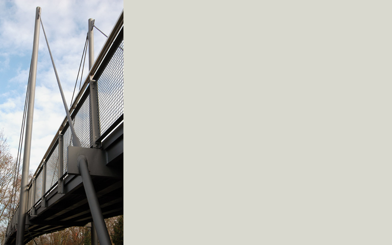 Fußgängerbrücke im Glacis